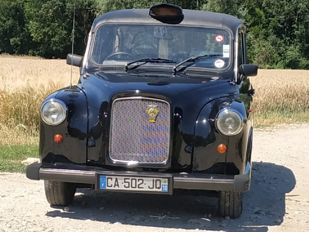 TaxiFun vente de taxis anglais en carte grise française Fairway Noir