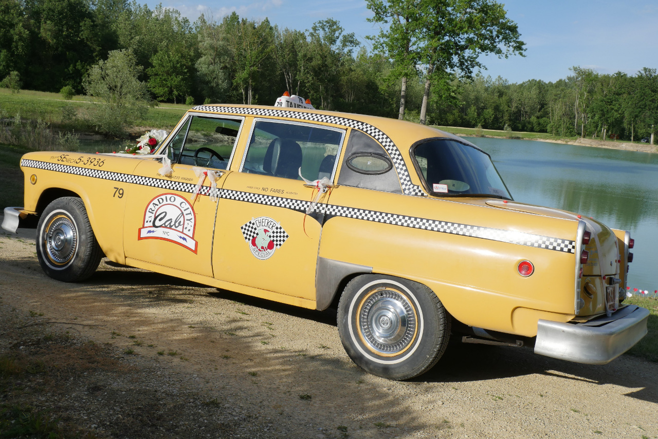 taxi new-yorkais checker marathon yellow cab