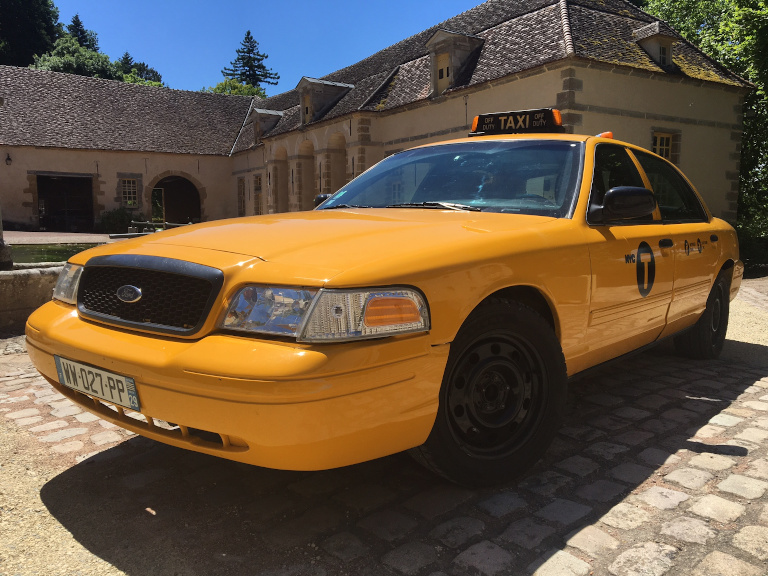 crown victoria yellow cab of new york